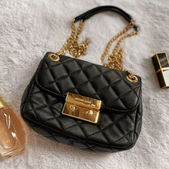 Michael Kors Sloan Quilted Leather Shoulder Bag - Picture 1 of 3